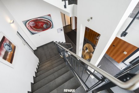 Arbeitsplatz und Kunstgenuss