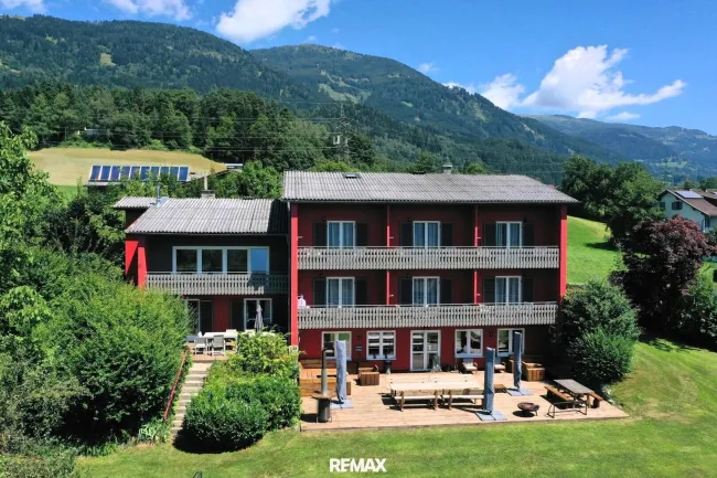 Haus mit Gemeinschaftsgarten