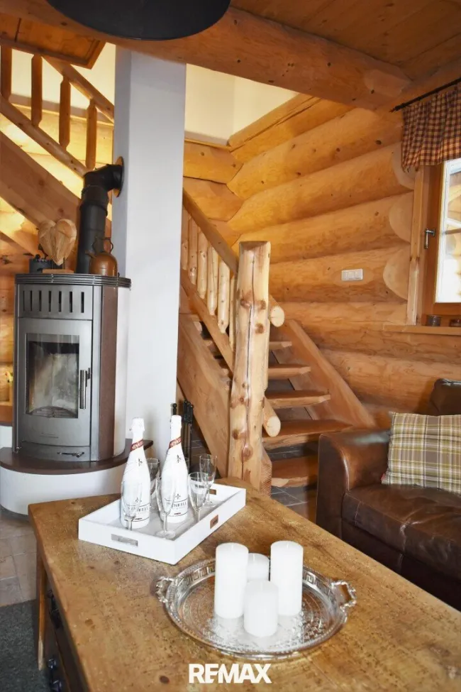 Wohnzimmer Kamin Treppenaufgang