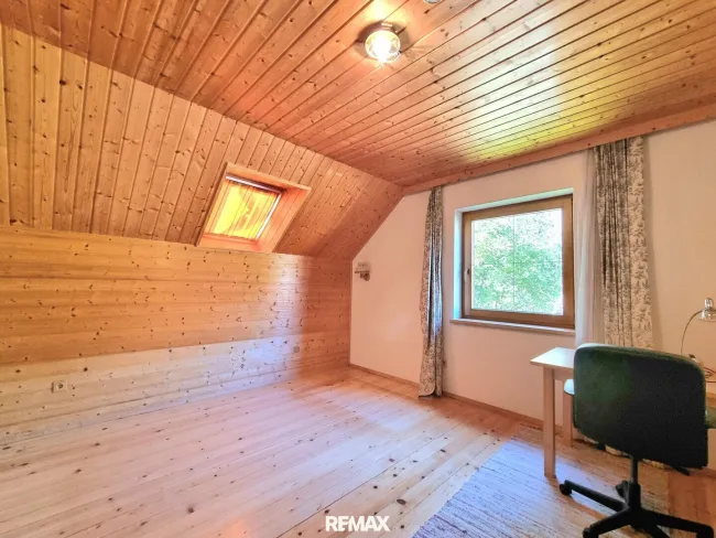 Schlafzimmer 3