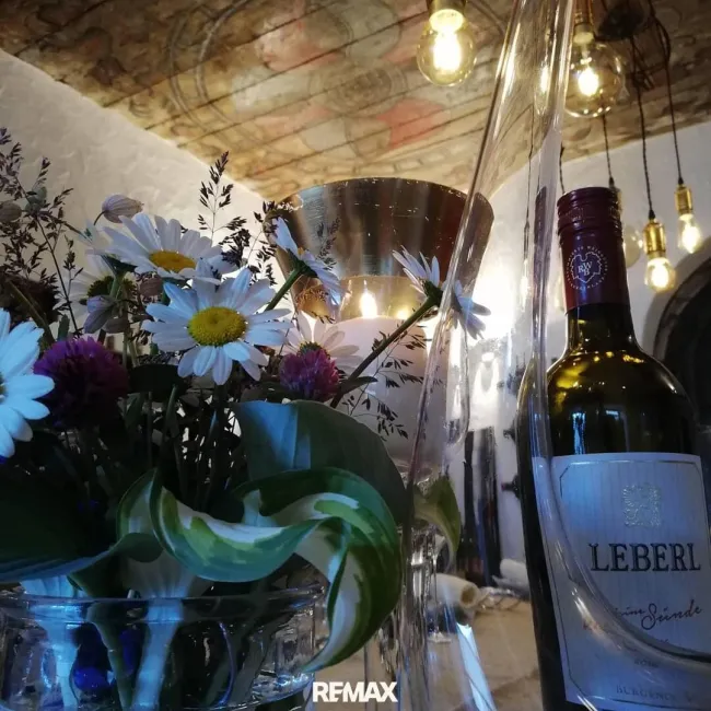Blumen und Wein