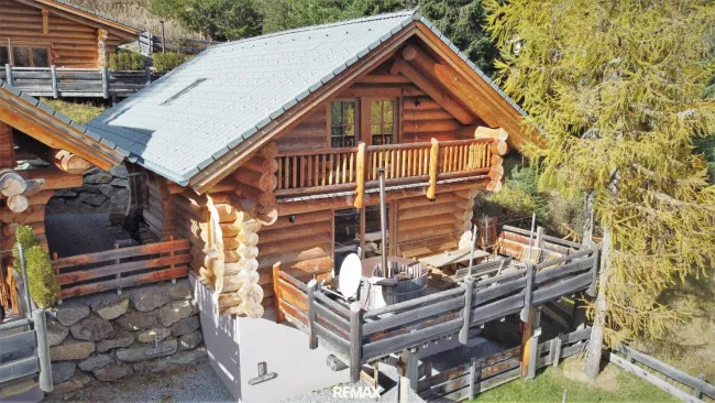 Haus Terrasse seitlich