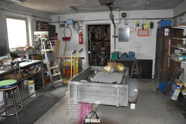 gr. Garage