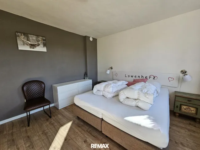 Einrichtungsbeispiel Schlafzimmer
