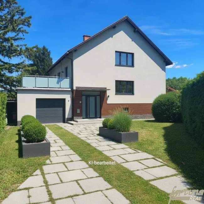 Charmantes Mehrfamilienhaus mit großem Potenzial in ruhiger Lage nahe dem Reisenbach – 150 m² Wohnfläche auf 693 m² Grundstück - Bild