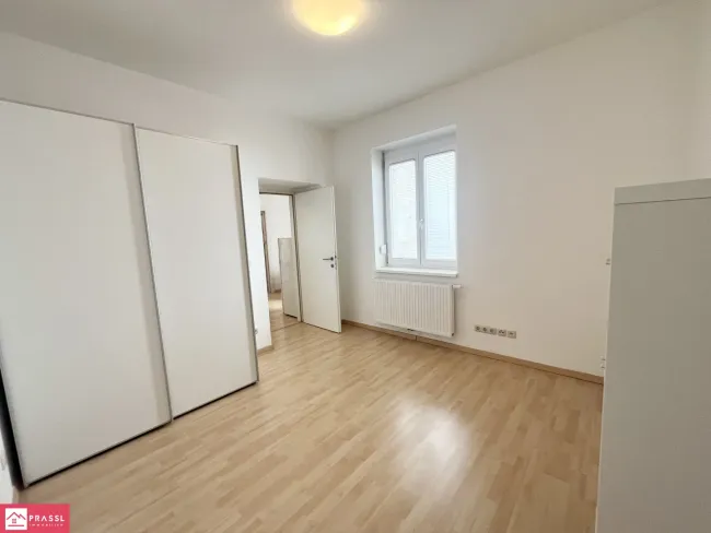 #Möbliertes Appartement #Zentrum von Leoben #Terrasse #Jetzt mieten und einziehen! - Bild