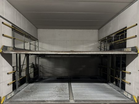 Innsbruck-Wilten: PARKPLATZ - Doppelparker Speckbacherstr. 31-33