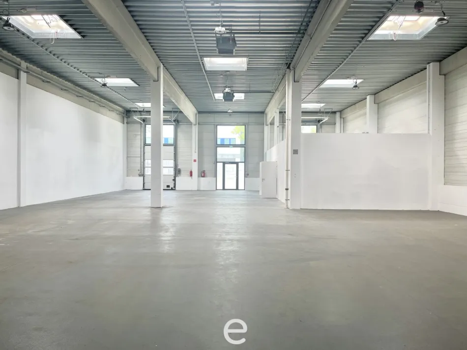 Office und Warehouse im Süden Wiens - Titelbild
