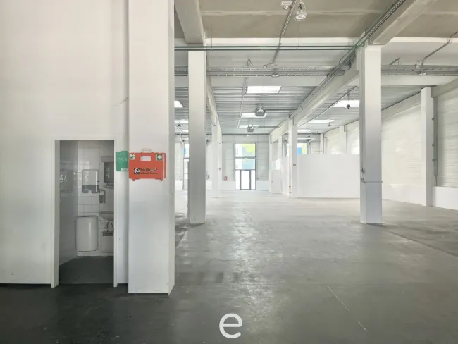 Office und Warehouse im Süden Wiens - Bild