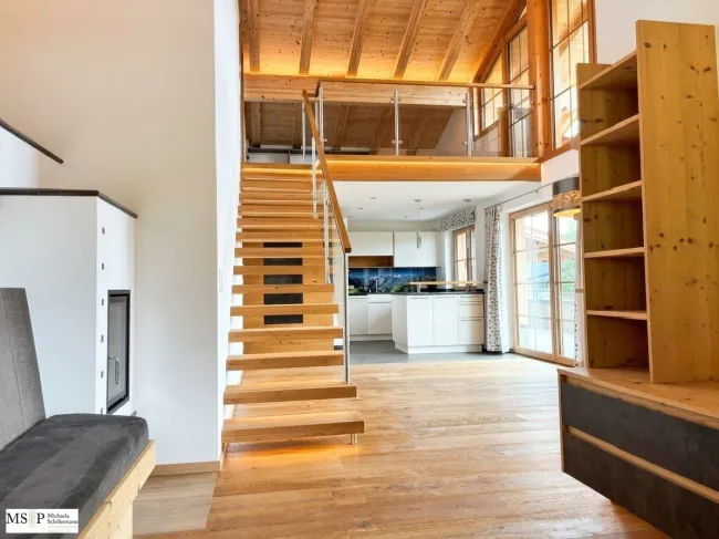 Kitzbühel: Wunderschöne Maisonette mit großen Sonnenterrassen in Traumlage - Titelbild
