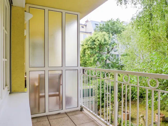 Hochwertige 3 Zimmer Wohnung mit Loggia - Im Herzen Sieverings - Titelbild