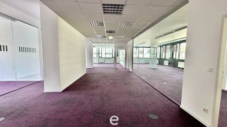 Business Center: Bürofläche direkt an der Dresdner Straße