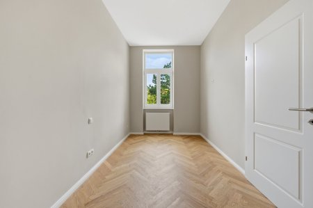 Altbaucharme – frisch sanierte 50 m² im Herzen des 19. Bezirks | PROVISIONSFREI