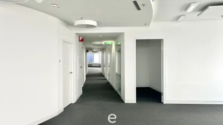 Traumhafte Büroflächen im Millennium Tower 27.OG