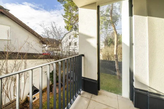 ***2-Zimmer-Neubauwohnung inklusive Küche mit Südbalkon in absoluter Ruhelage auf Eigengrund*** - Bild