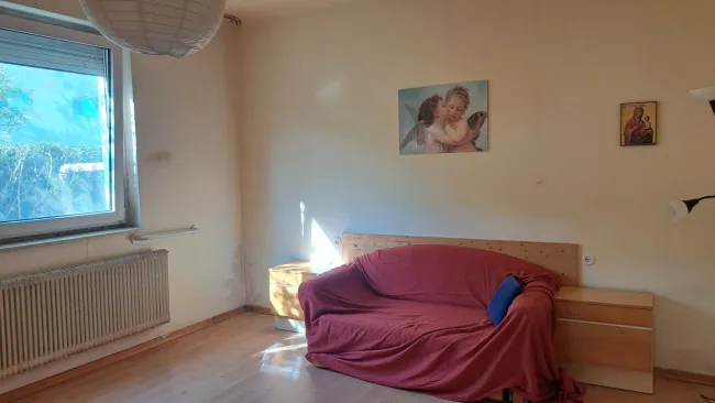 Schlafzimmer 1
