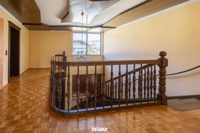 RE/MAX-Pro