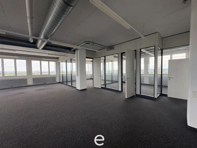 Moderne Büroflächen mit flexiblen Nutzungsmöglichkeiten – Gesamtfläche ca. 713 m² in Marchtrenk zu mieten! - Titelbild