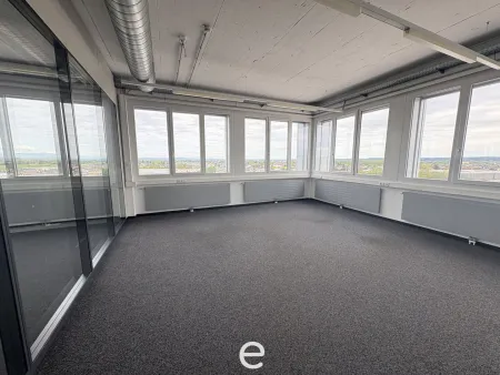 Repräsentatives Büro mit transparentem Raumkonzept – rd. 303 m² Bürofläche zu mieten!