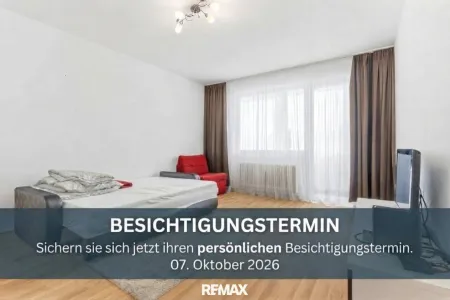 Praktische 2-Zimmer-Wohnung mit Wintergarten und Carport