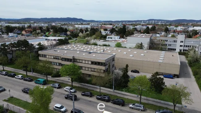 600m² Lagerfläche und individuelle Büroflächen in Wien zu mieten! - Titelbild