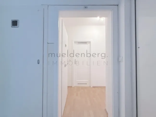 Charmante 1-Zi Wohnung in Mödling, 31m², Loggia, Einbauküche! - Bild