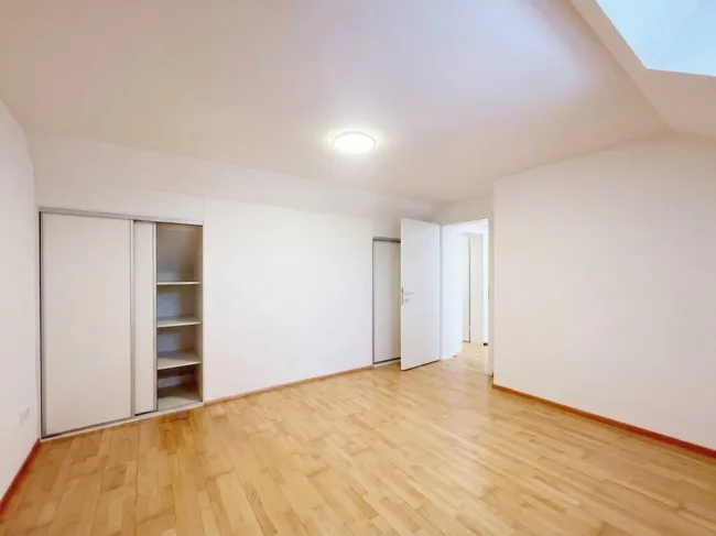 Schlafzimmer 3