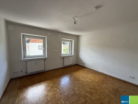 Lienz: Dreizimmerwohnung mit zwei Balkonen in der Andreas-Hofer-Straße (18/4)