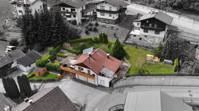 Einfamilienhaus mit Garten in Sellrain – sonnige Südhanglage & traumhafter Bergblick - Titelbild