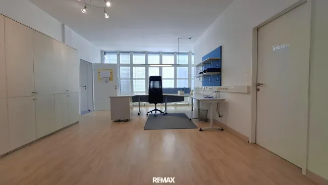 Büro Obertrum zu vermieten