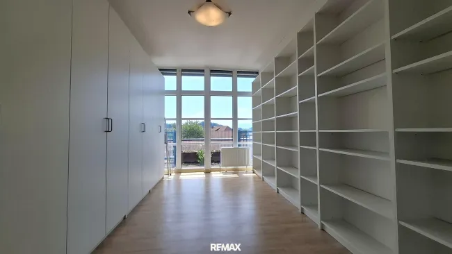Büro Obertrum zu vermieten