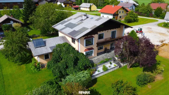 Geräumiges Zweifamilienhaus in Pöndorf - Bild