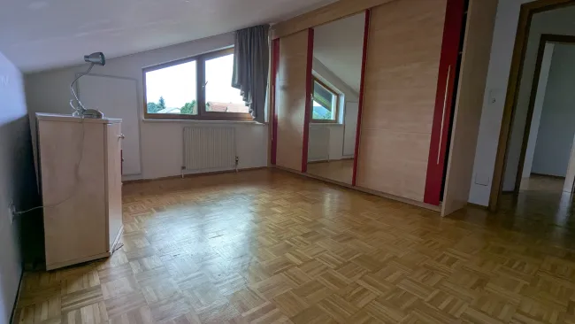 08 Schlafzimmer 3.jpg