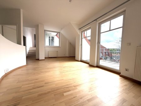 Charmante 4 Zimmerwohnung mit 2 Terrassen in Grünruhelage