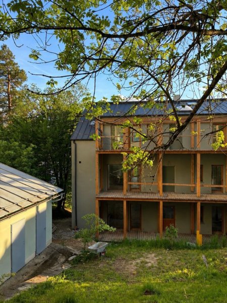 Kernsaniertes Architektenhaus - jedes Apartment individuell gestaltet - attraktives Renditepotenzial - oder einfach selber genießen