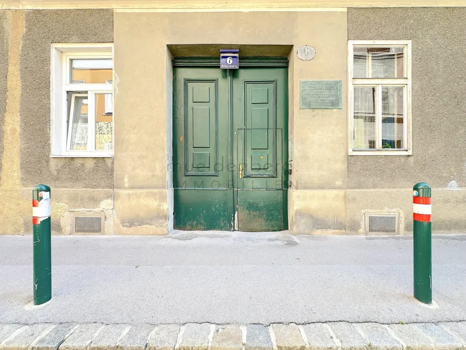 Rohdachboden mit Entwicklungspotenzial - Bild