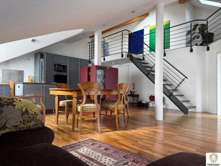 Exklusive Dachgeschosswohnung mit Galerie und traumhafter Aussicht in Telfs