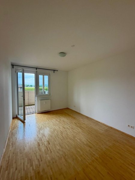 Moderne 2-Zimmer-Eigentumswohnung mit großem Balkon, Carport & Grünblick in Wildon – sofort bezugsbereit!