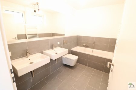 Exklusive 4-Zimmer-Wohnung mit Balkon und Garten im 19. Bezirk, vollsaniert!