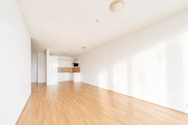 ***2-Zimmer-Neubauwohnung mit großer Loggia, Fitnessstudio & Top-Anbindung*** - Bild