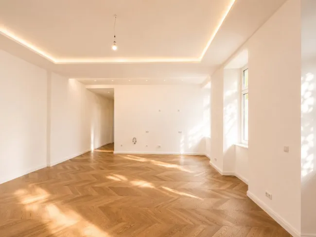 ***ERSTBEZUG 4-Zimmer-Altbauwohnung mit 2 Balkonen nahe 1010 in absoluter Ruhelage*** - Bild