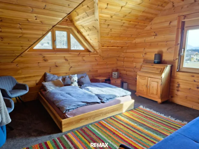 Schlafzimmer DG