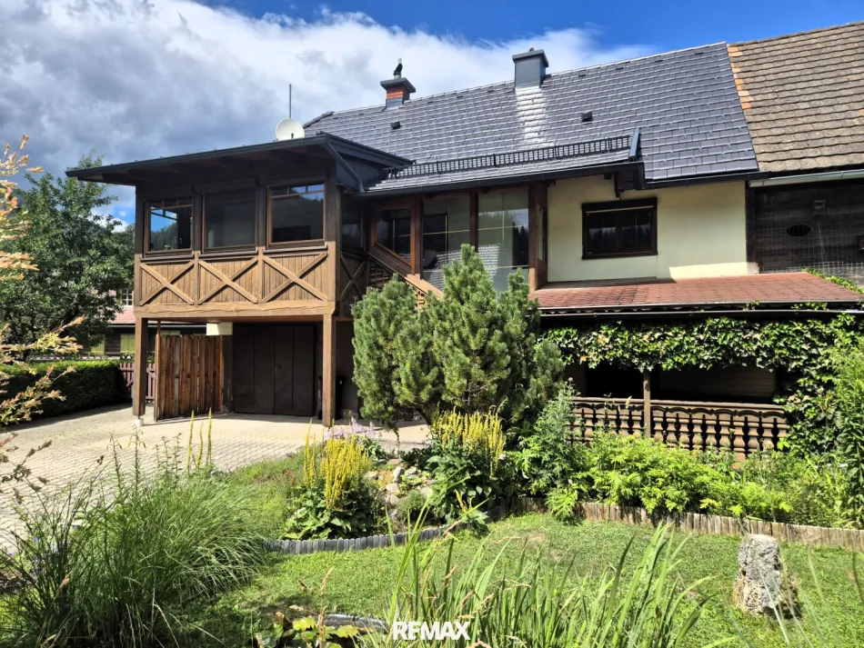 Einfamilienhaus mit angebautem Stallgebäude in Katsch an der Mur - Bild