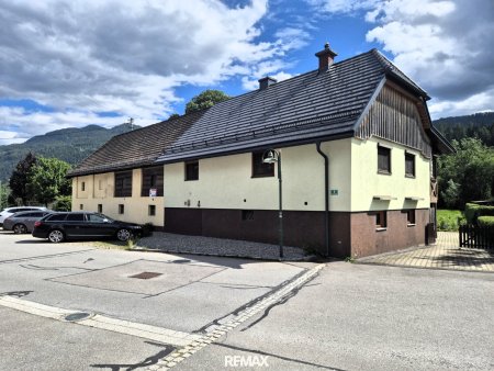 Einfamilienhaus mit angebautem Stallgebäude in Katsch an der Mur