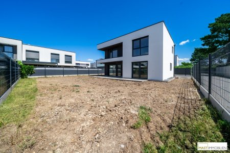 Vollunterkellertes Einfamilienhaus in Bahnhofsnähe - belagsfertig