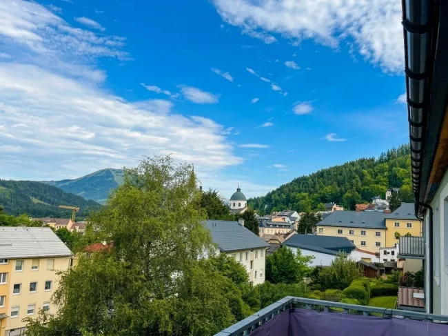 Balkonblick auf Mariazell