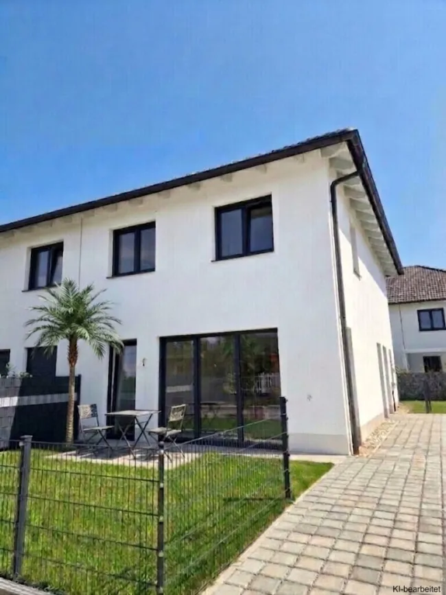 Modernes Doppelhaus mit Garten und Terrasse auf Eigengrund & zeitgemäßem Wohnkomfort - Titelbild