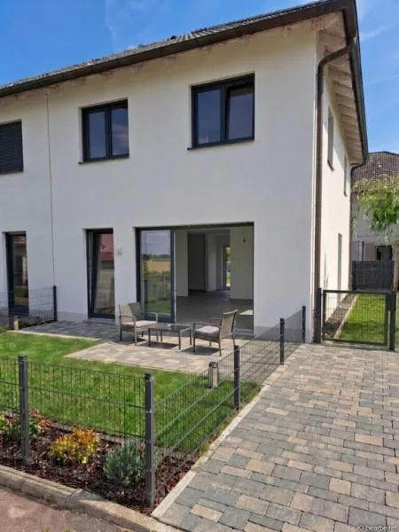 Modernes Objekt mit Garten & Terrasse in attraktiver Wohnlage