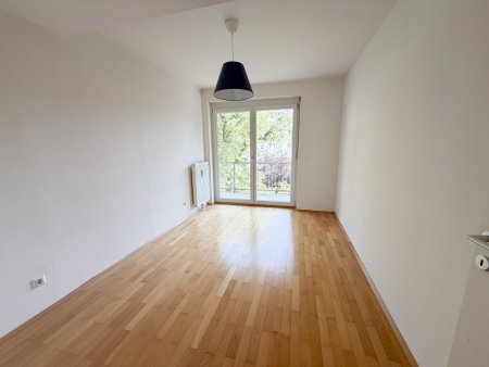 Helle 3-Zimmer-Wohnung mit zwei Balkonen – Nähe Citypark Graz