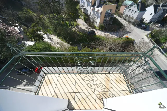 NEUER PREIS!! FERTIGGESTELLT- SOFORT VERFÜGBAR - Neubau- Dachgeschosswohnung im historischem Altbau ! - Bild
